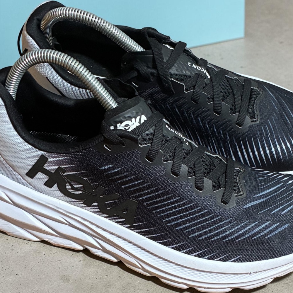 Hoka One One Rincon 3 Black White Running Shoes  Mens 8 Women 9.5